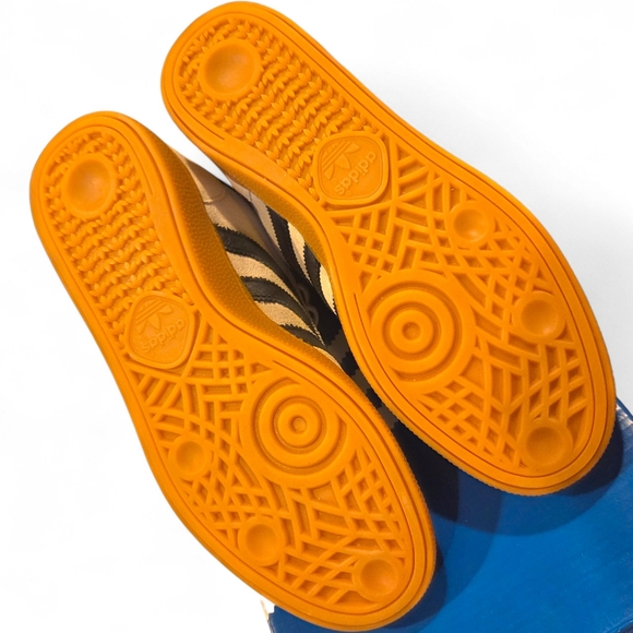 Adidas Women's Handball Spezial Shoes - Picture 7 of 10